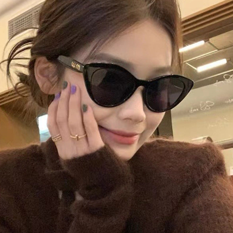Cat's Eye Retro Sunglasses, Female Face, Fashionable and High end, Internet Celebrity Street Photography, Sunglasses, Concave Design